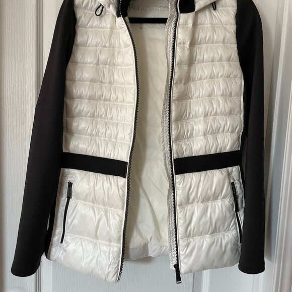 Calvin Klein Women's Puffer Jacket White/Black Size S - Picture 2 of 4
